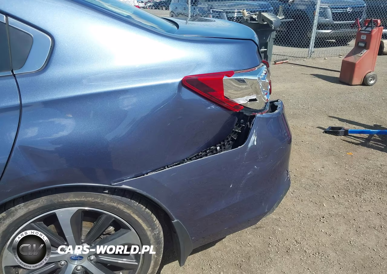 2018 Subaru Legacy 3.6R Limited VIN:4S3BNEN60J3046884 - 19