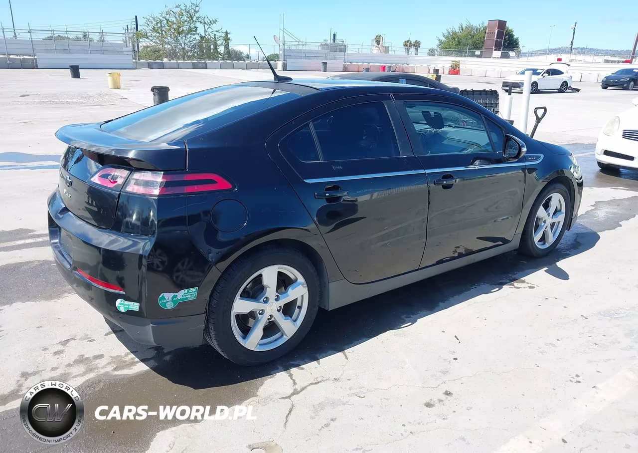2014 Chevrolet Volt VIN:1G1RE6E42EU169131 - 4
