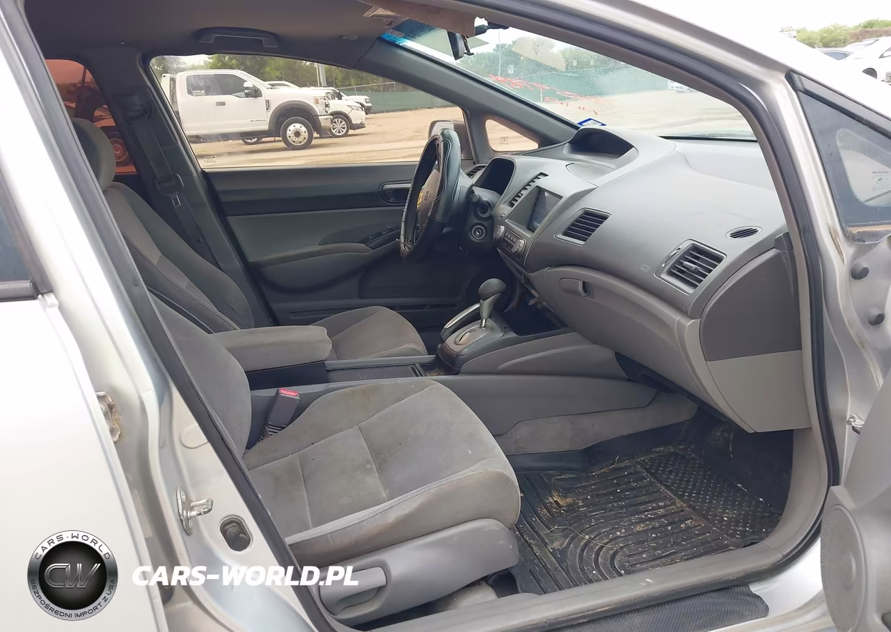 2006 Honda Civic Lx VIN:1HGFA16576L105935 - 5