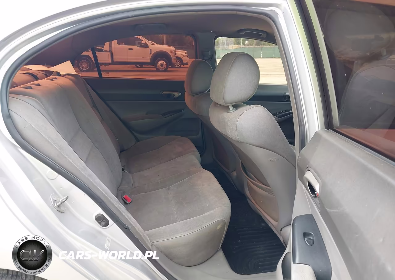 2006 Honda Civic Lx VIN:1HGFA16576L105935 - 8