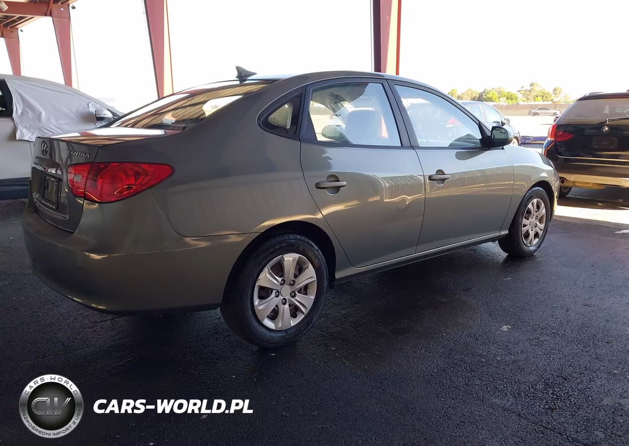 2010 Hyundai Elantra Gls VIN:KMHDU4AD6AU074348 - 4