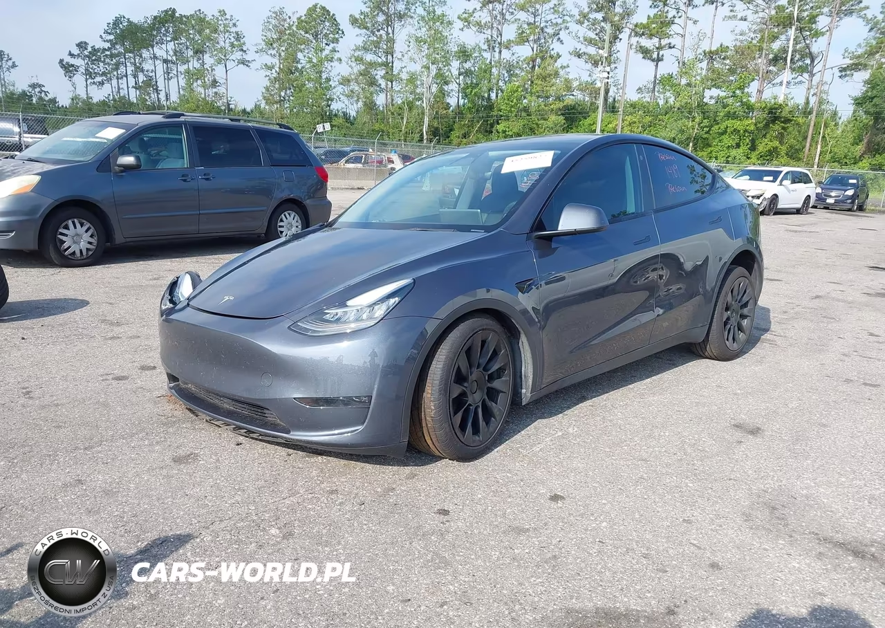 2023 Tesla Model Y VIN:7SAYGDEE9PA032855 - 2