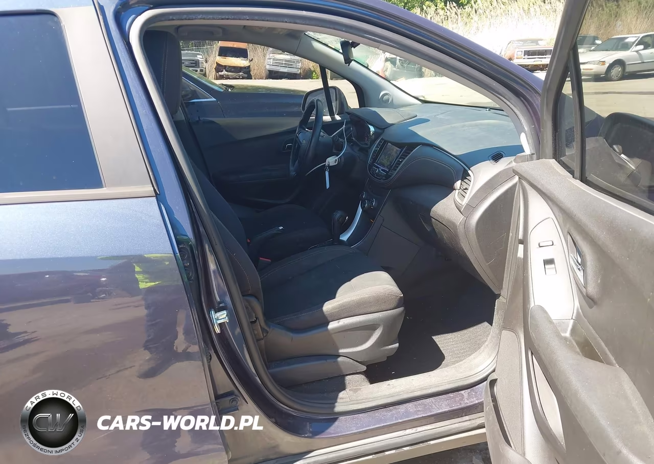 2018 Chevrolet Trax Ls VIN:3GNCJKSB3JL209278 - 5