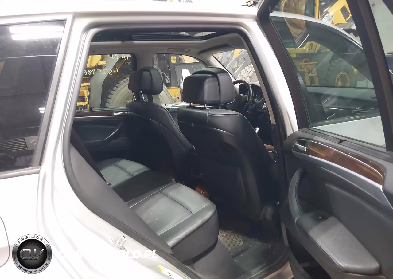 2009 BMW X5 xDrive30I VIN:5UXFE435X9L262080 - 8