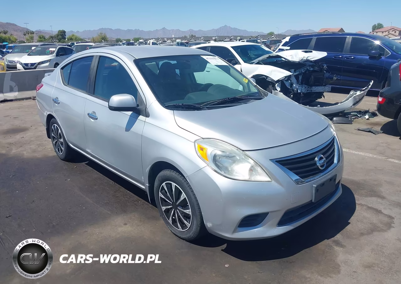 2014 Nissan Versa 1.6 S-1.6 S+-1.6 Sl-1.6 Sv – zdjęcie 1 z 16