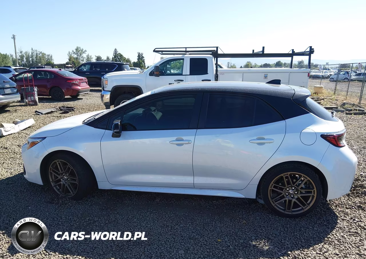 2025 Toyota Corolla Nightshade Edition VIN:JTND4MBE2S3247698 - 14
