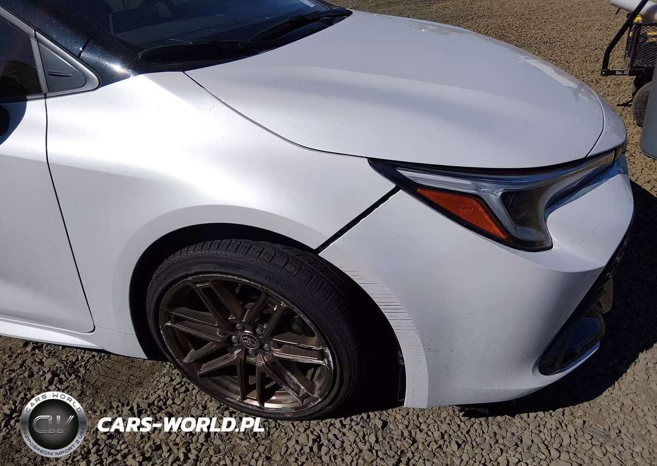 2025 Toyota Corolla Nightshade Edition VIN:JTND4MBE2S3247698 - 6
