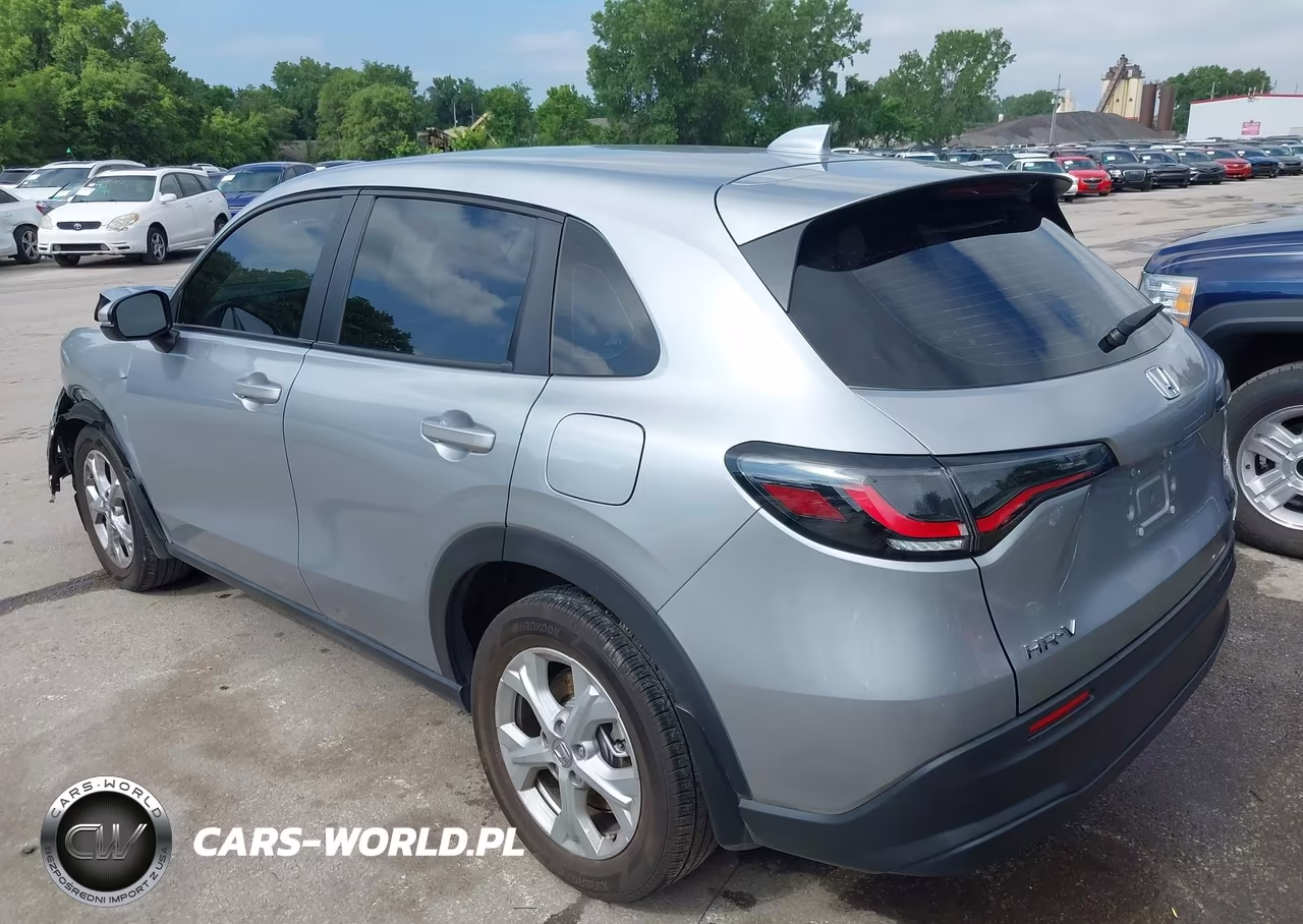 2025 Honda Hr-V 2Wd Lx VIN:3CZRZ1H33SM741853 - 3