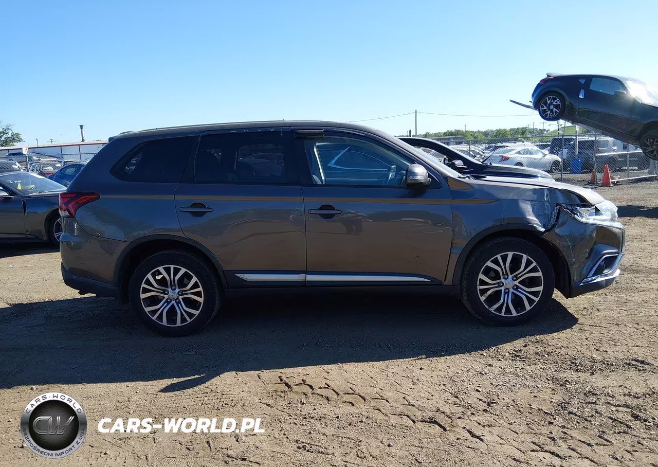 2016 Mitsubishi Outlander Se VIN:JA4AZ3A32GZ039709 - 13