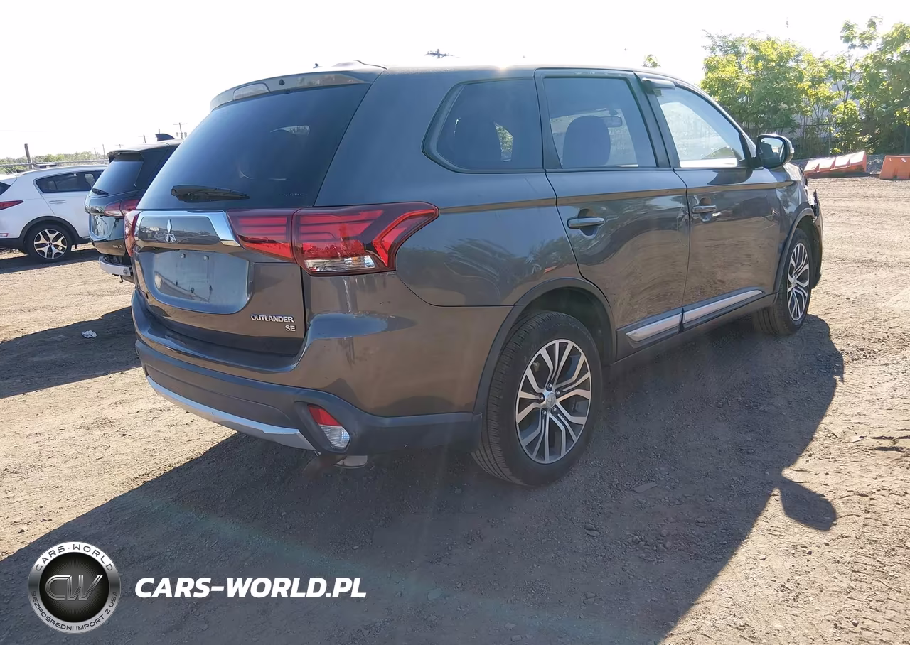 2016 Mitsubishi Outlander Se VIN:JA4AZ3A32GZ039709 - 4