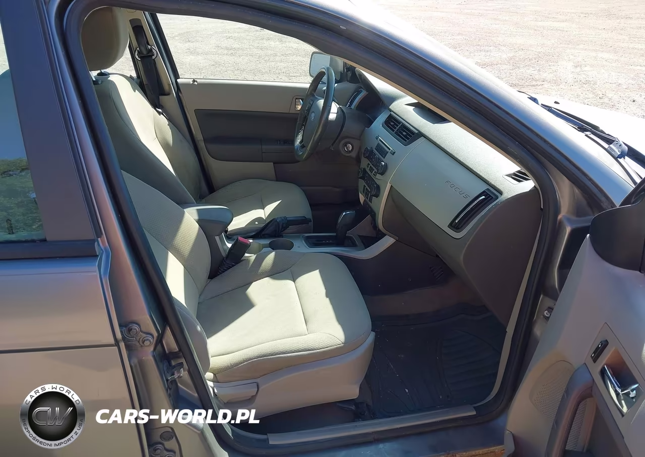 2010 Ford Focus Ses VIN:1FAHP3GN0AW222799 - 5
