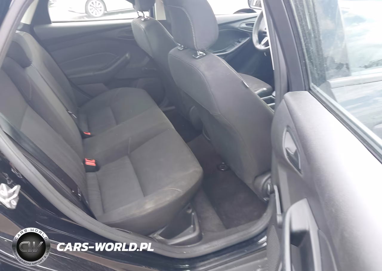 2017 Ford Focus S VIN:1FADP3E27HL251672 - 8