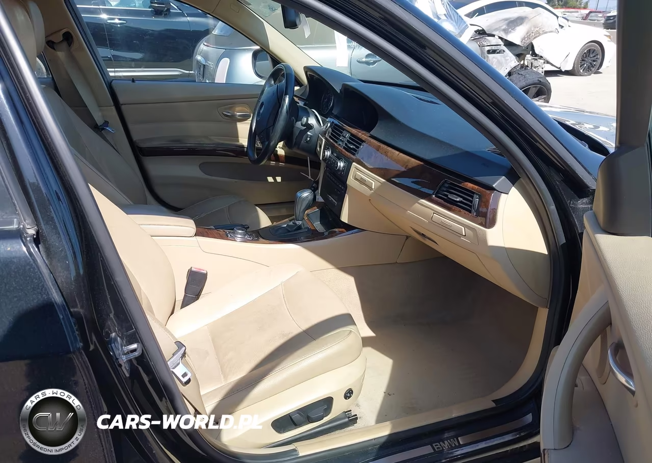 2011 BMW 328I xDrive VIN:WBAUU3C5XBA541789 - 5