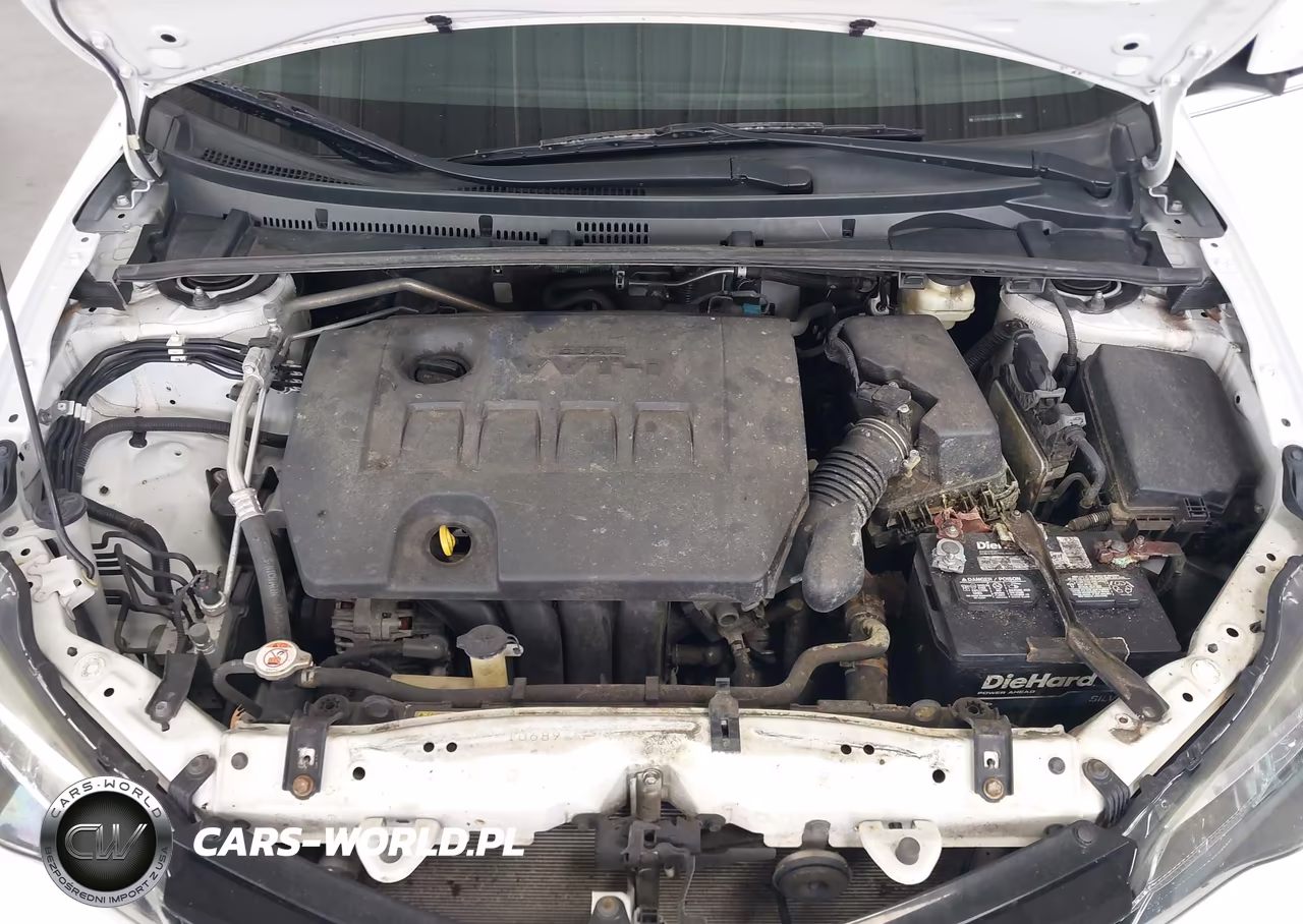 2018 Toyota Corolla Le VIN:5YFBURHE7JP836056 - 10