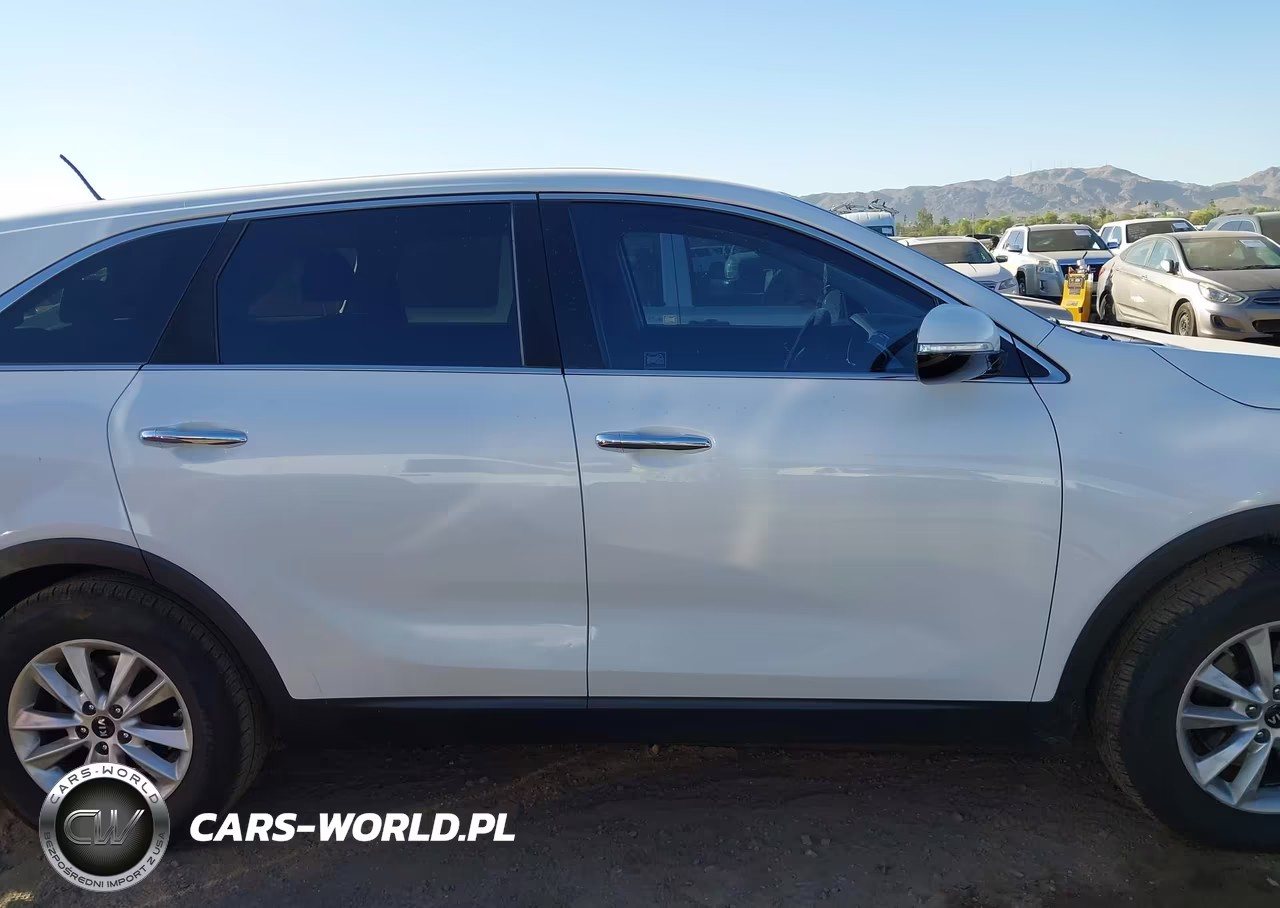 2020 Kia Sorento 2.4L L VIN:5XYPG4A37LG682979 - 12