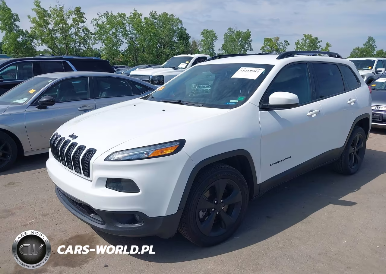 2018 Jeep Cherokee Latitude Fwd VIN:1C4PJLCB7JD577189 - 2