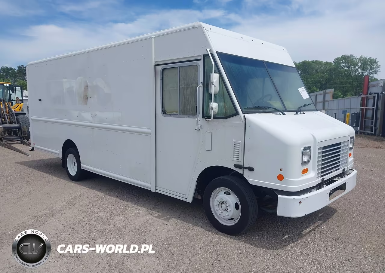 2022 Ford F-59 Commercial Stripped – zdjęcie 1 z 13