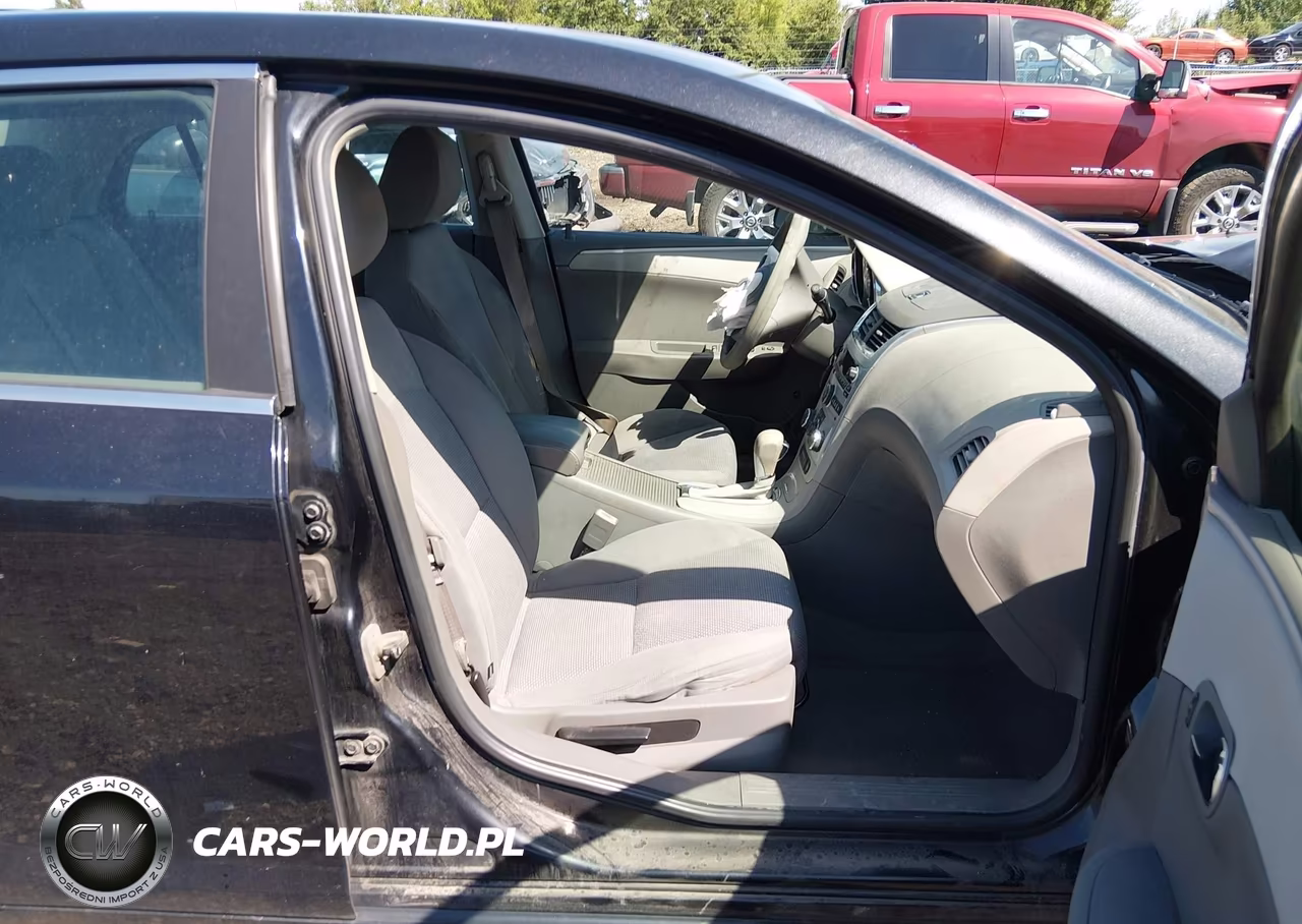 2011 Chevrolet Malibu Ls VIN:1G1ZB5E10BF128683 - 5