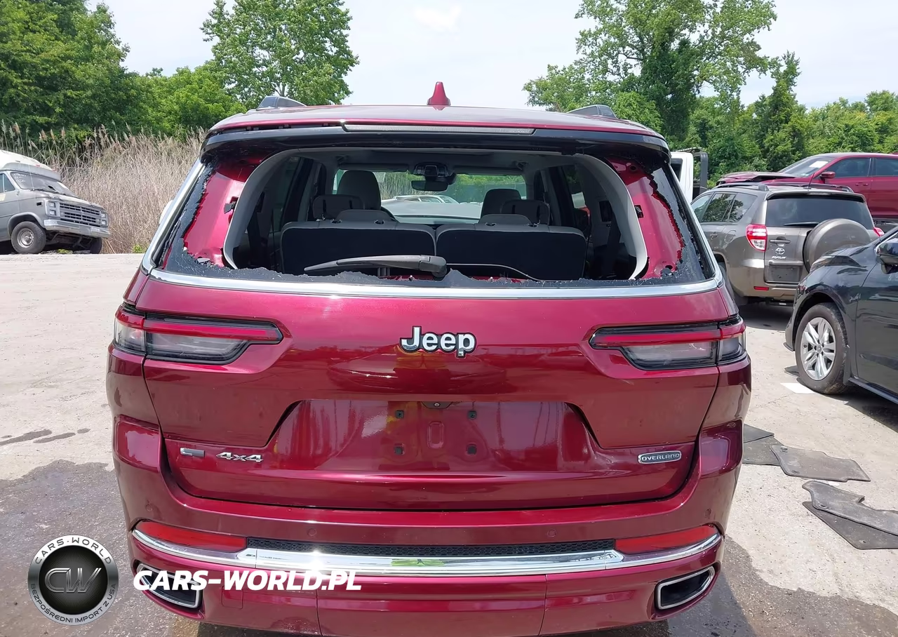 2023 Jeep Grand Cherokee L Overland 4X4 VIN:1C4RJKDGXP8723406 - 17