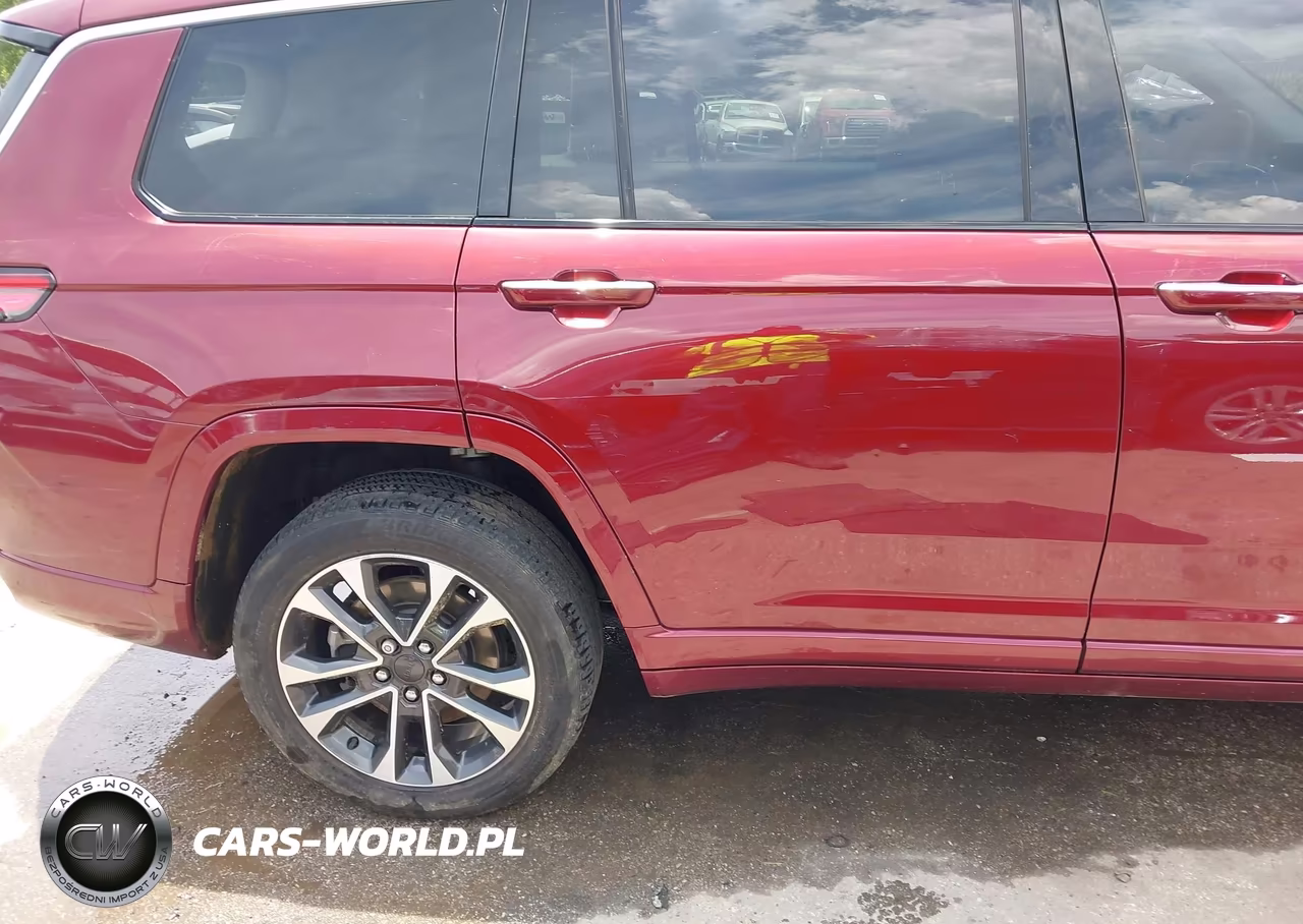 2023 Jeep Grand Cherokee L Overland 4X4 VIN:1C4RJKDGXP8723406 - 19