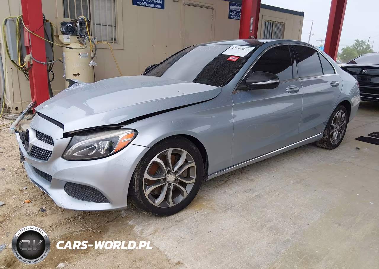 2015 Mercedes-Benz C 300 VIN:55SWF4JB7FU044330 - 2