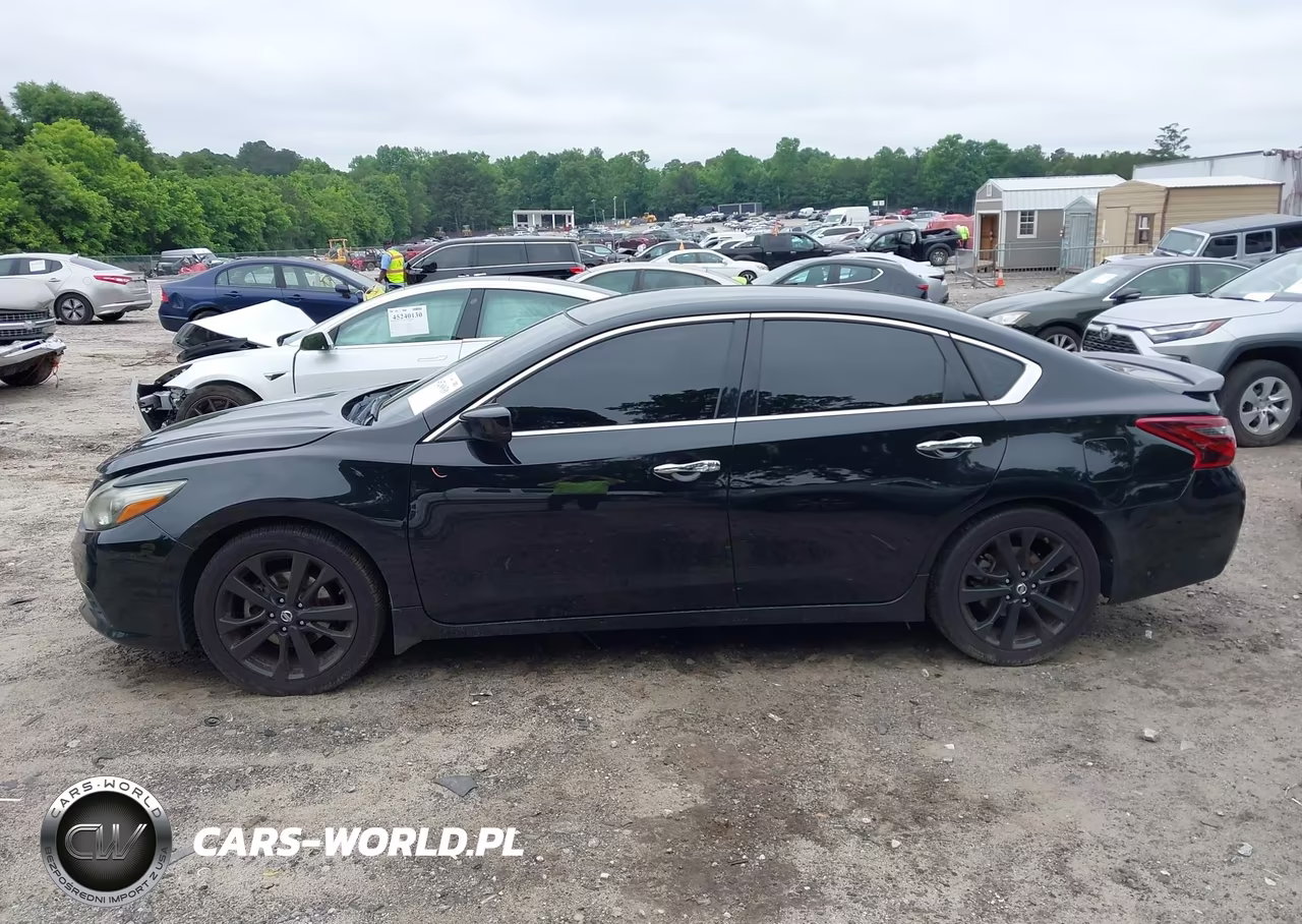 2017 Nissan Altima 2.5 Sr VIN:1N4AL3AP0HC238357 - 14
