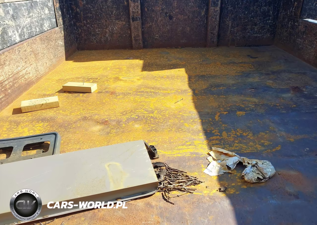 2012 Ford F-550 Chassis Xl VIN:1FDUF5HY2CEB46233 - 6