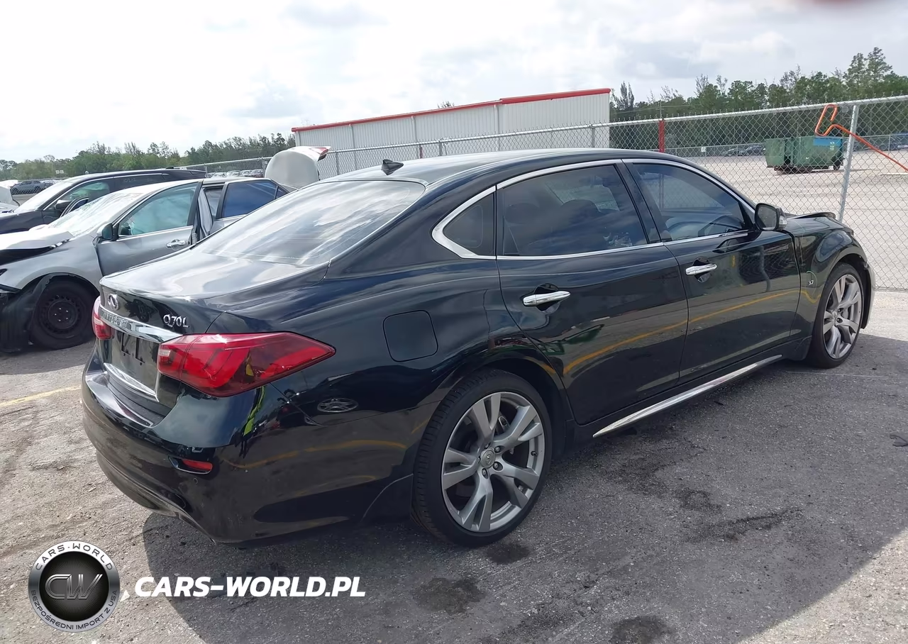 2017 Infiniti Q70L 3.7 VIN:JN1BY1PP7HM170759 - 4