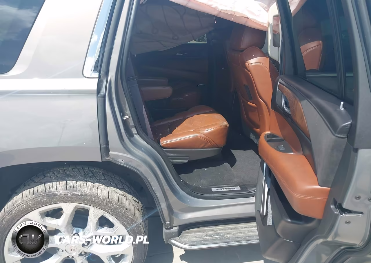 2017 Cadillac Escalade Luxury VIN:1GYS4BKJ7HR163325 - 8
