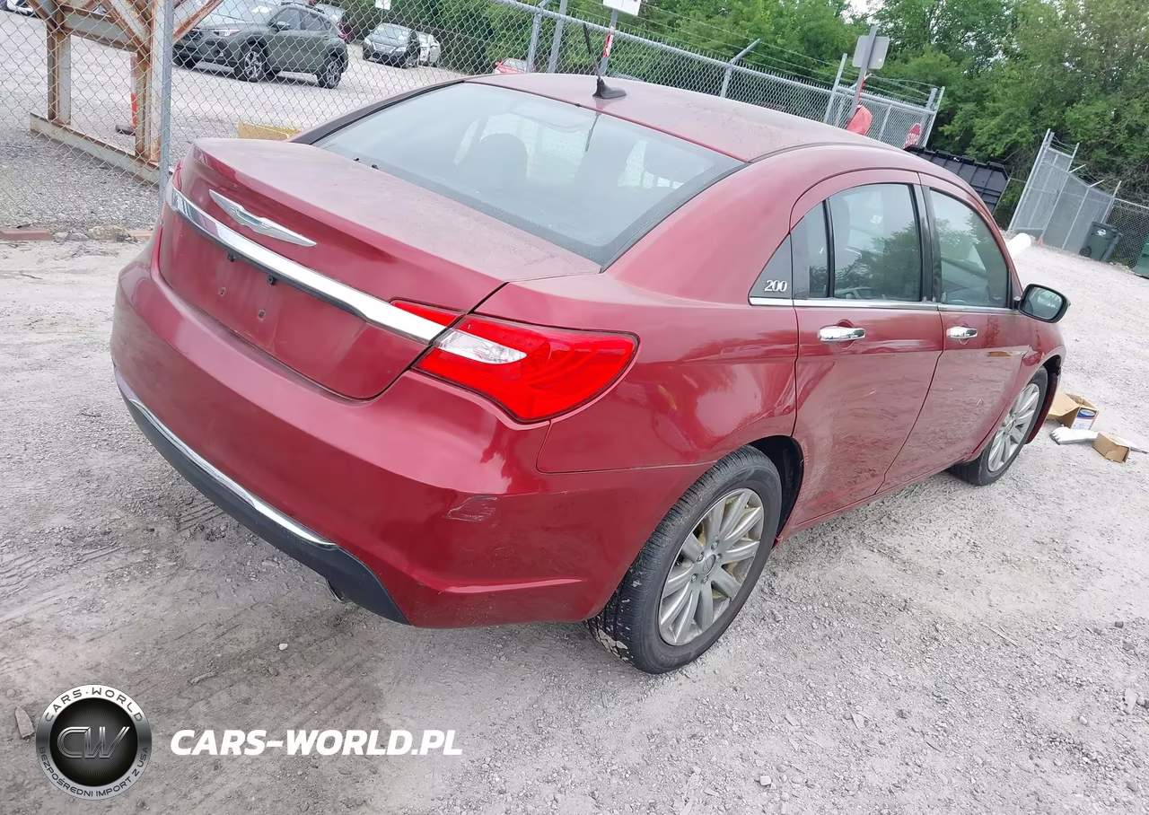 2014 Chrysler 200 Limited VIN:1C3CCBCG2EN185384 - 4