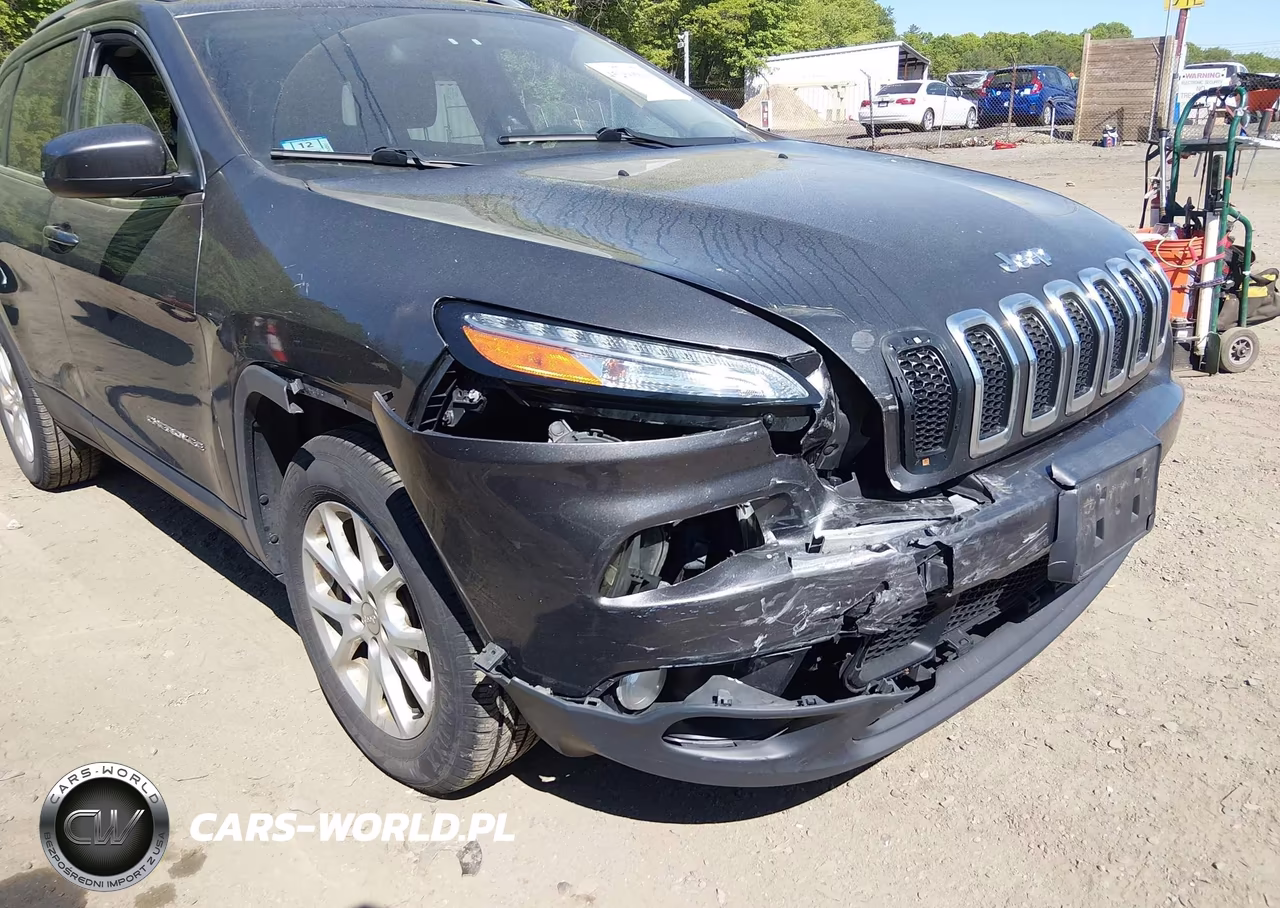 2017 Jeep Cherokee Latitude 4X4 VIN:1C4PJMCB4HW509937 - 6