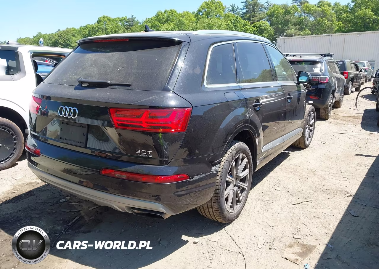 2017 Audi Q7 3.0T Premium VIN:WA1LAAF74HD021016 - 4