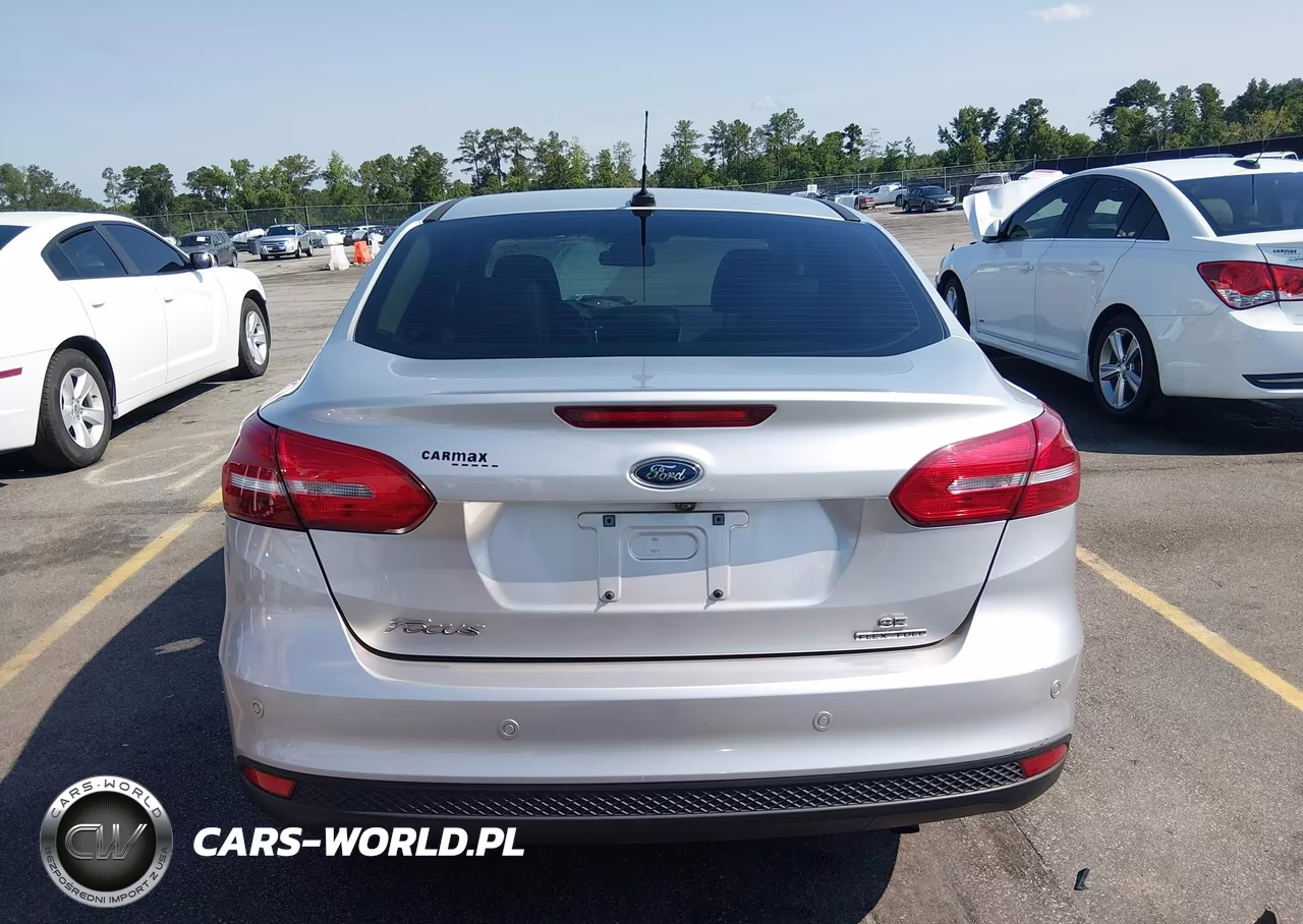 2016 Ford Focus Se VIN:1FADP3F23GL391537 - 16