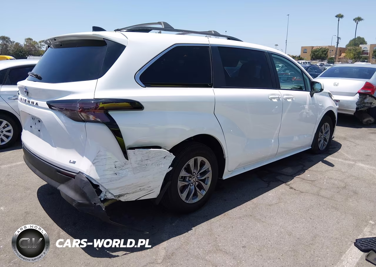 2025 Toyota Sienna Le VIN:5TDBRKEC0SS261707 - 4