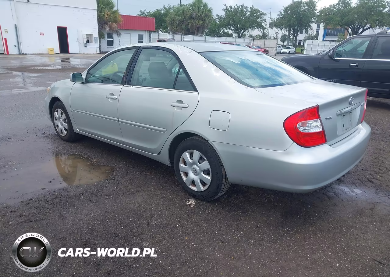 2003 Toyota Camry Le VIN:4T1BE32K43U733171 - 3