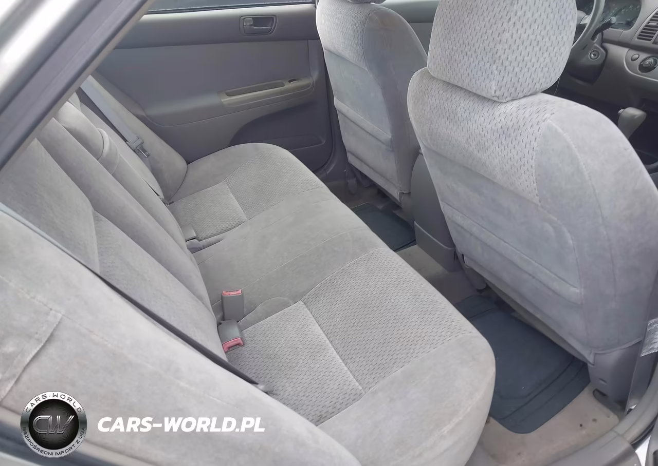 2003 Toyota Camry Le VIN:4T1BE32K43U733171 - 8
