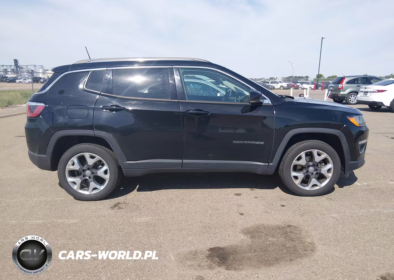 2018 Jeep Compass Limited 4X4 VIN:3C4NJDCB5JT231908 - 13