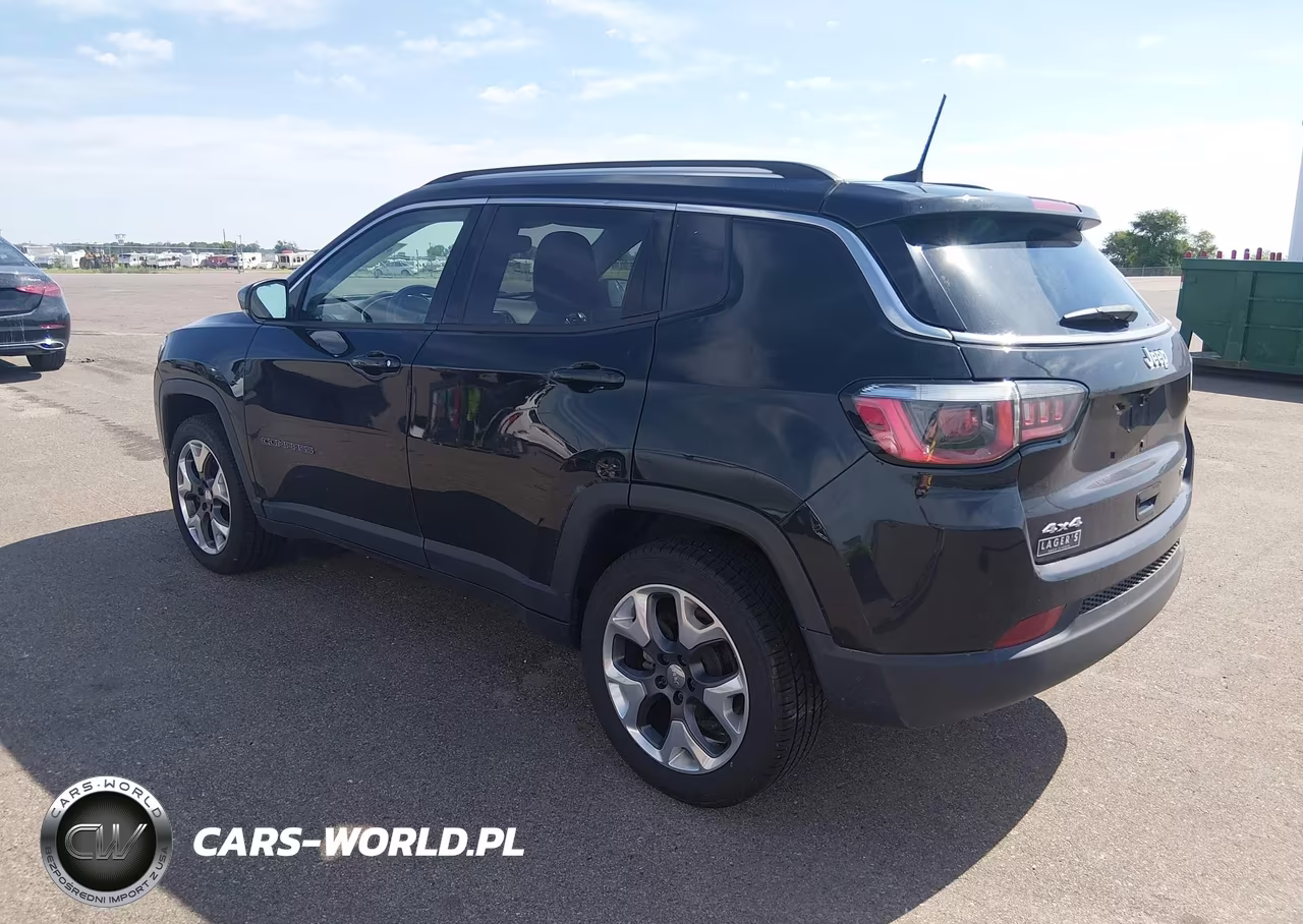 2018 Jeep Compass Limited 4X4 VIN:3C4NJDCB5JT231908 - 3