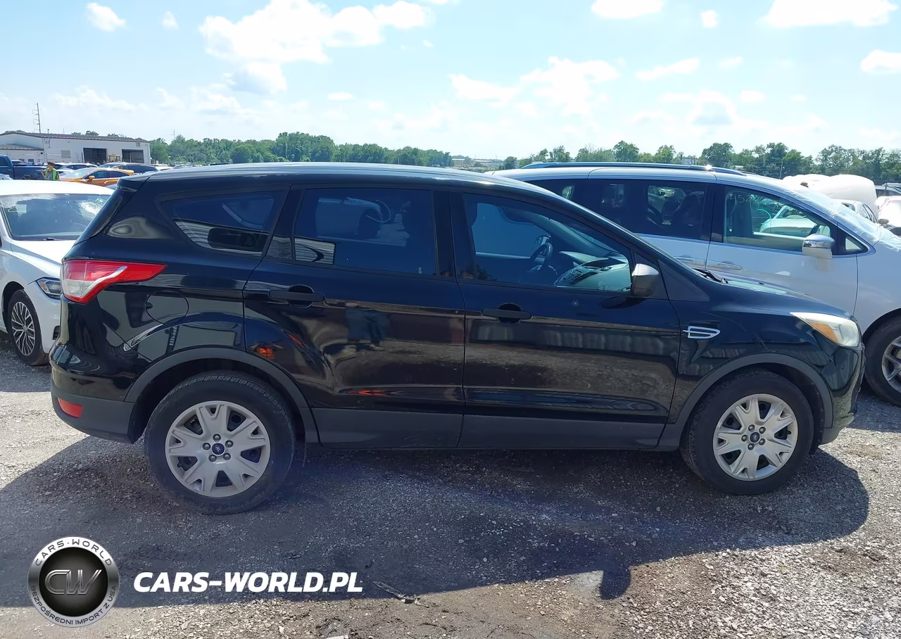 2016 Ford Escape S VIN:1FMCU0F72GUA10565 - 13