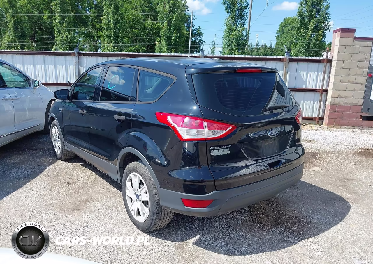 2016 Ford Escape S VIN:1FMCU0F72GUA10565 - 3