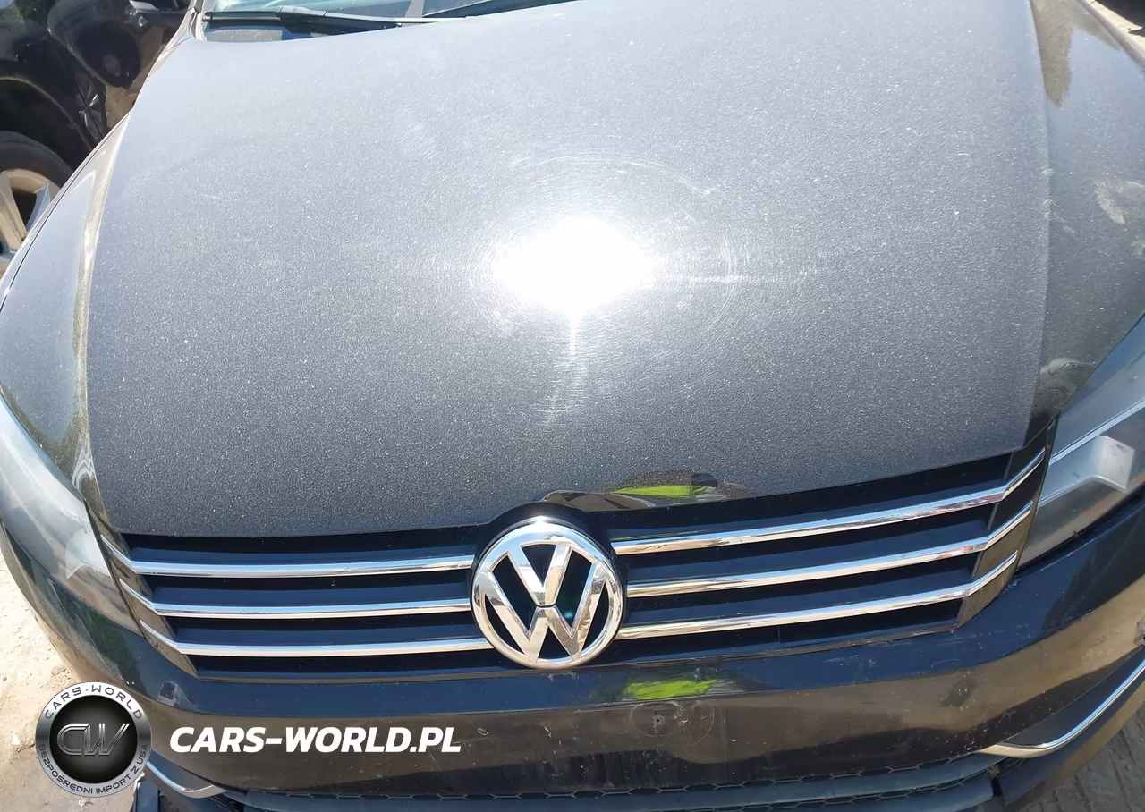 2015 Volkswagen Passat 1.8T Wolfsburg Edition VIN:1VWAT7A30FC074424 - 10
