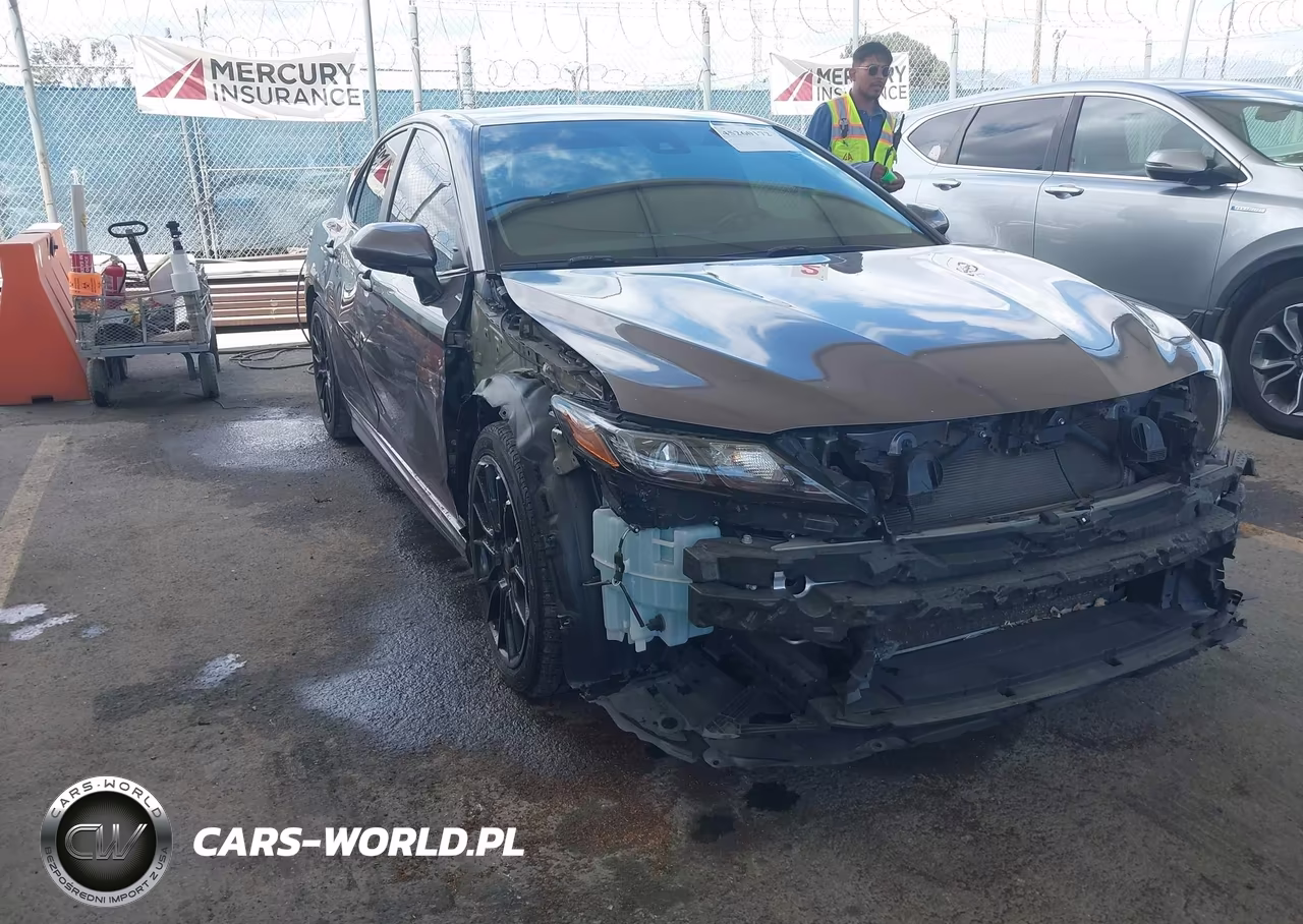 2021 Toyota Camry Se – zdjęcie 1 z 18