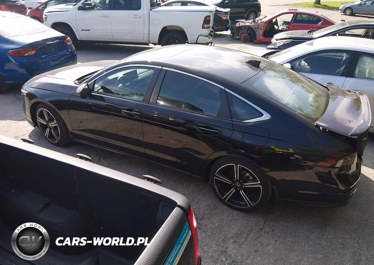 2024 Honda Accord Hybrid Sport VIN:1HGCY2F54RA003657 - 15