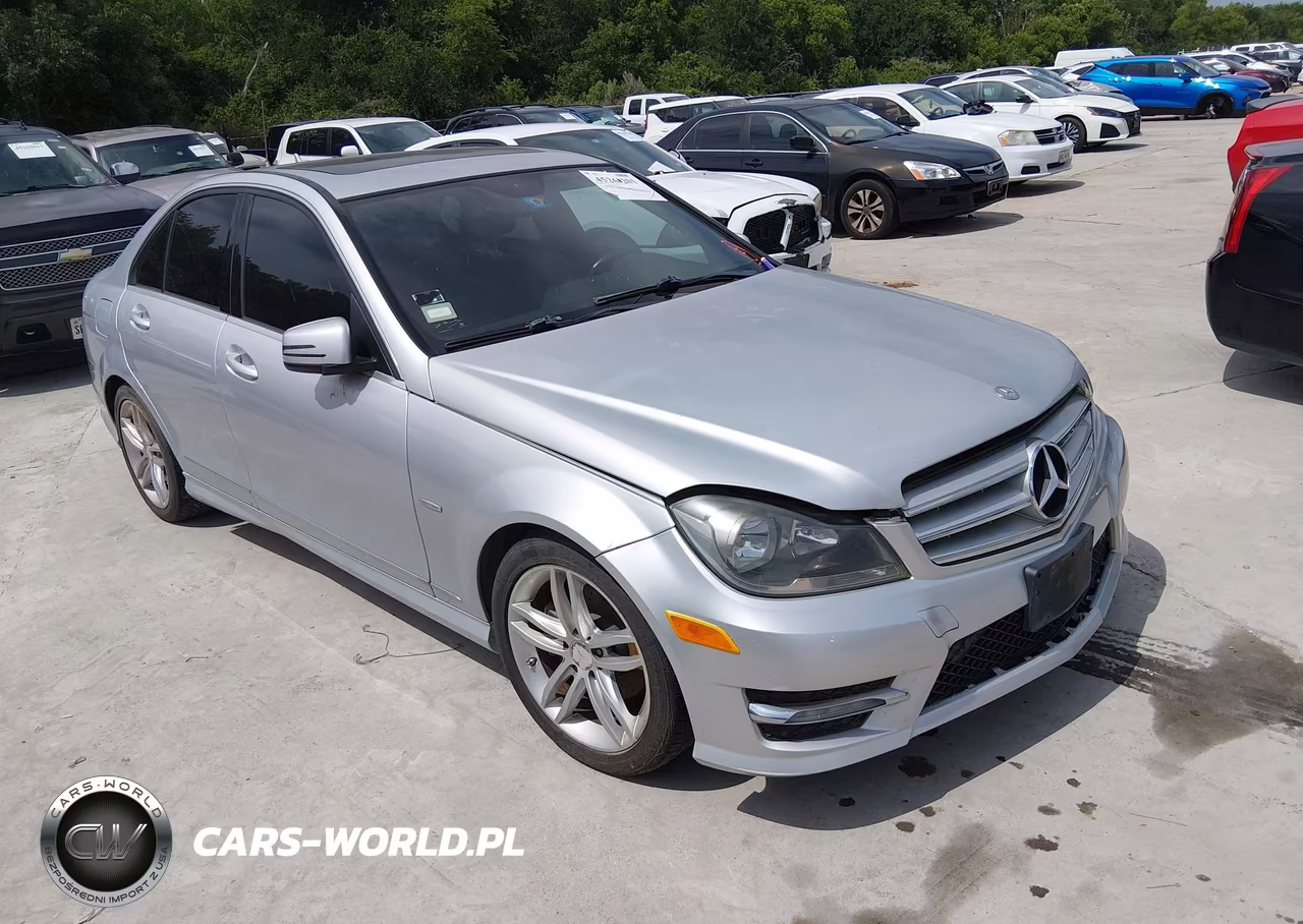 2012 Mercedes-Benz C 250 Luxury-Sport – zdjęcie 1 z 11
