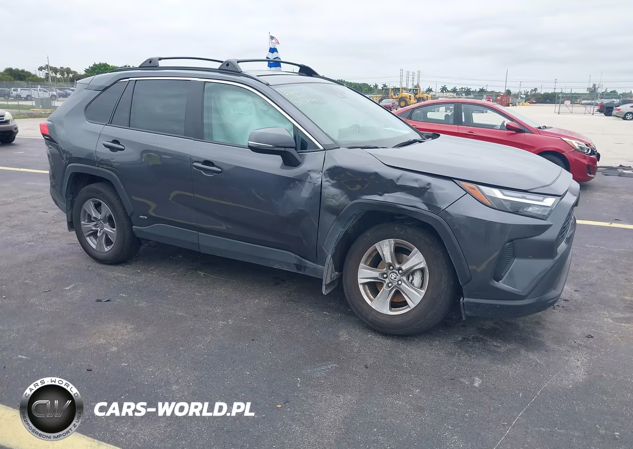 2025 Toyota Rav4 Hybrid Xle – zdjęcie 1 z 16