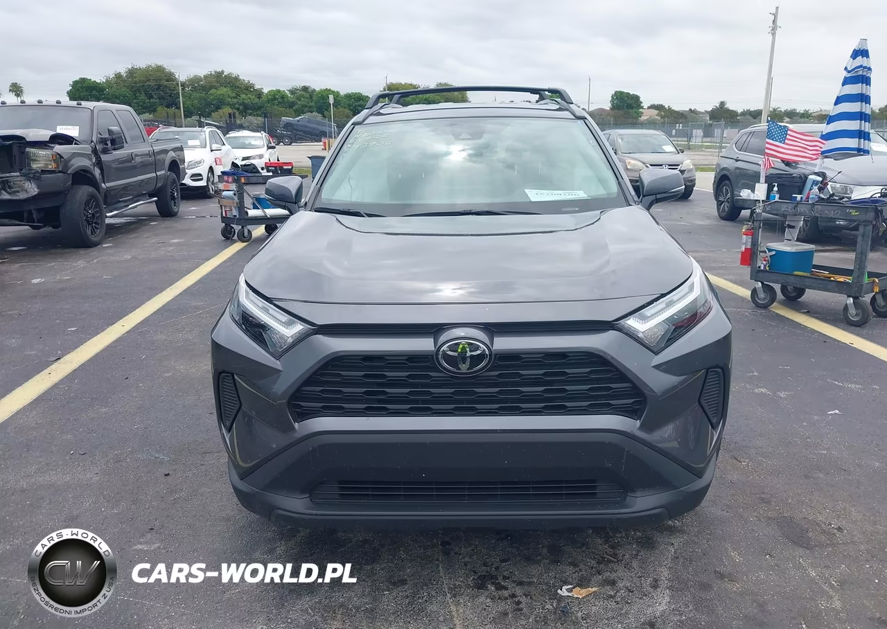 2025 Toyota Rav4 Hybrid Xle VIN:4T3RWRFV7SU178628 - 12