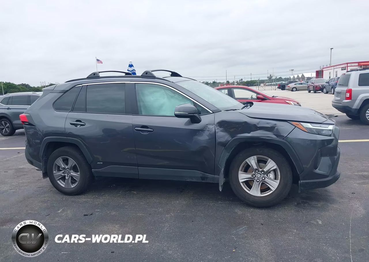 2025 Toyota Rav4 Hybrid Xle VIN:4T3RWRFV7SU178628 - 13
