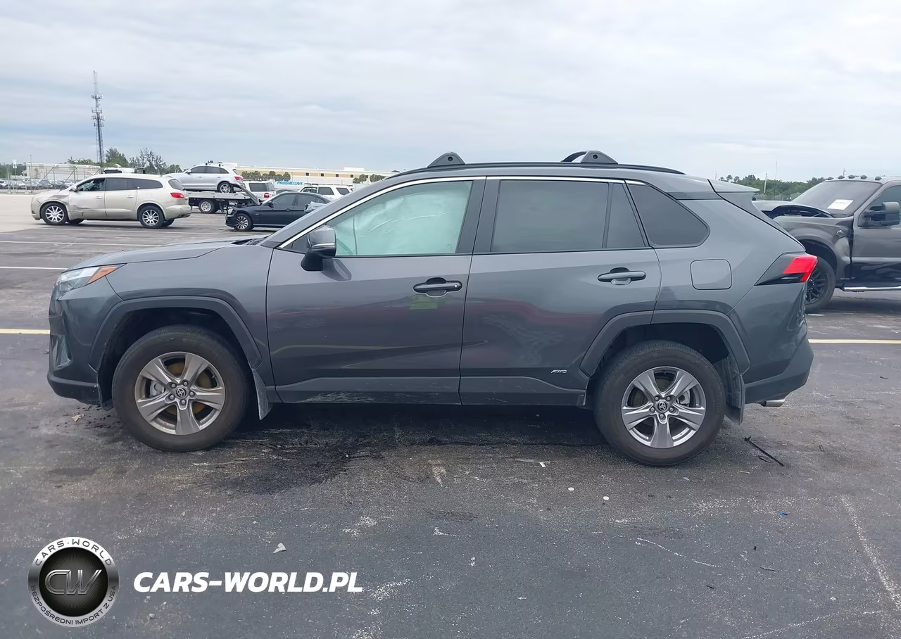 2025 Toyota Rav4 Hybrid Xle VIN:4T3RWRFV7SU178628 - 14