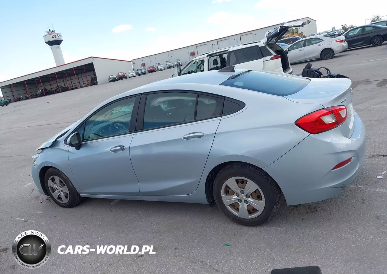 2018 Chevrolet Cruze Ls Auto VIN:1G1BC5SM3J7201776 - 15