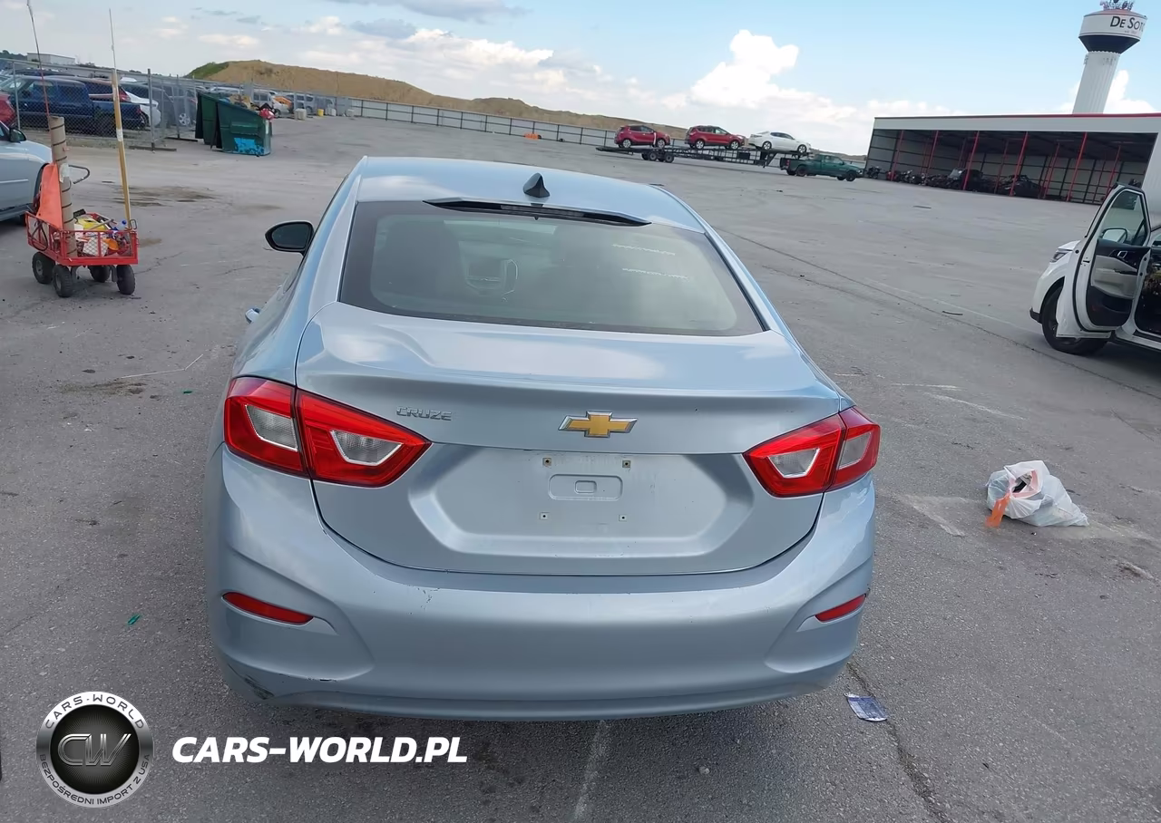 2018 Chevrolet Cruze Ls Auto VIN:1G1BC5SM3J7201776 - 17